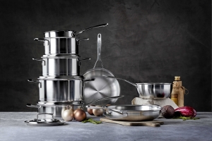 DEMEYERE SILVER 7 KOOKPOT MET DUBBELWANDIG DEKSEL 18 CM